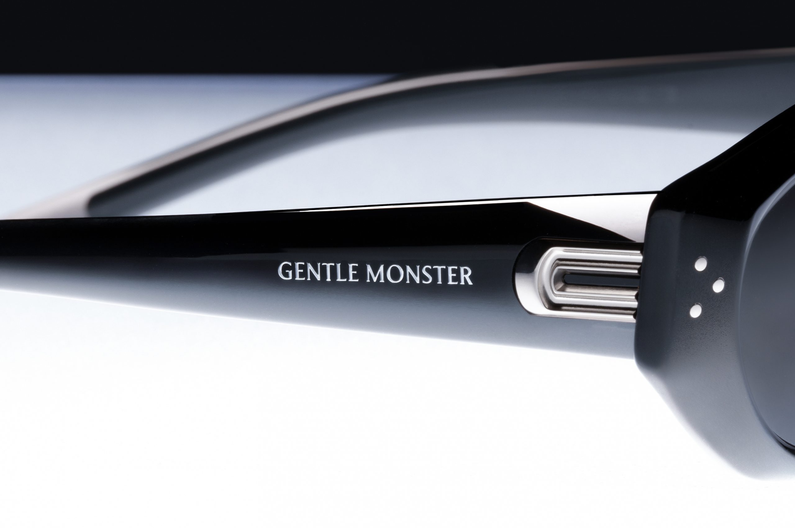 GENTLE MONSTER 567